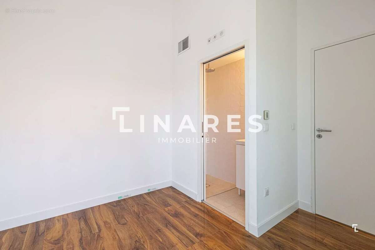 Appartement à MARSEILLE-6E