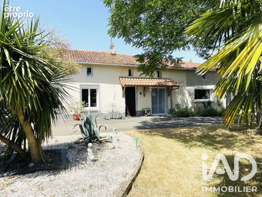Photo 1 - Maison à CLERE-SUR-LAYON