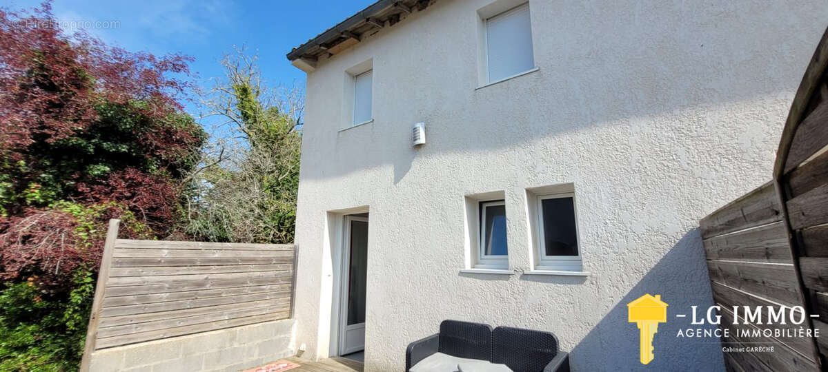 Maison à MONTPELLIER-DE-MEDILLAN