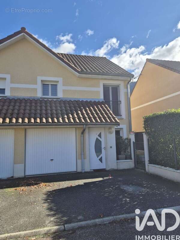 Photo 2 - Maison à VIZILLE