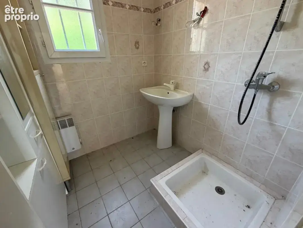 Brem sur mer 85 a 2 pas des plages dans quartier residentiel villa plain pied avec garage et jardin clos - photo 15