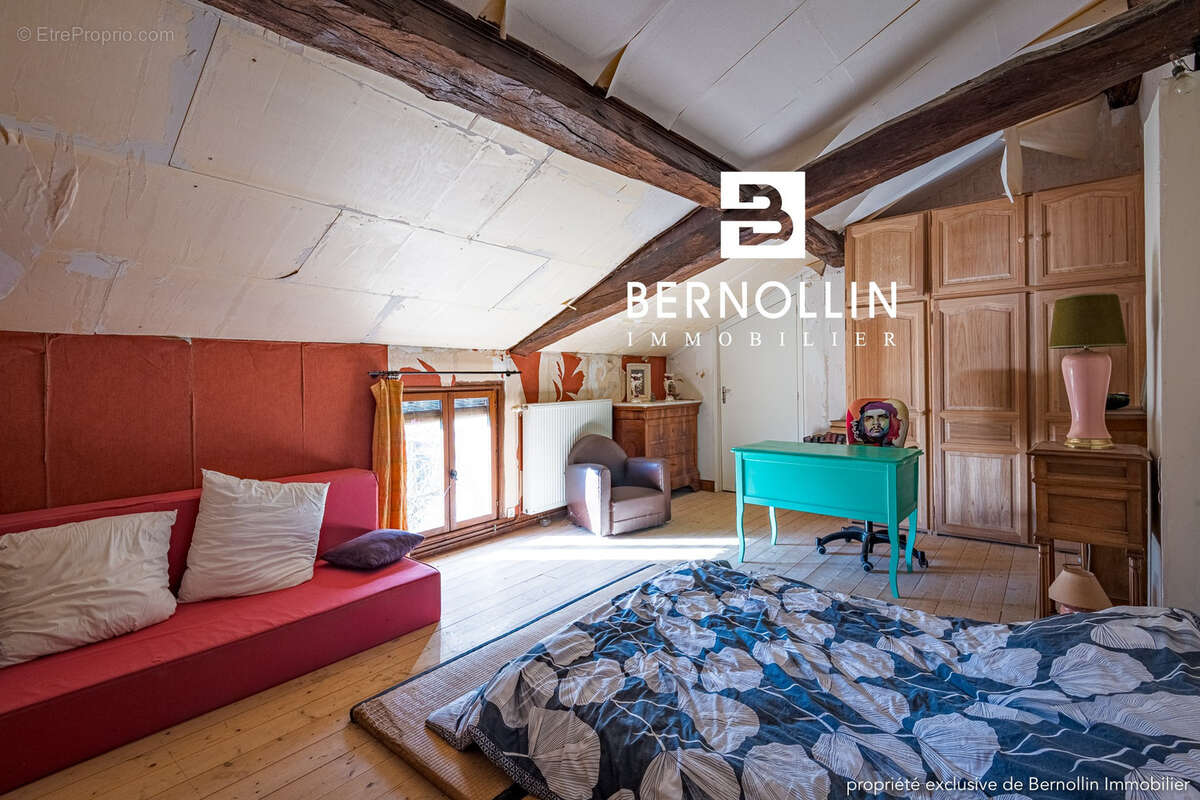 Maison à BEREZIAT
