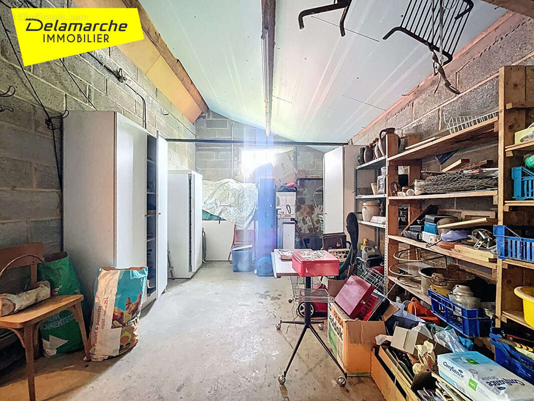 Maison à SAINT-HILAIRE-DU-HARCOUET