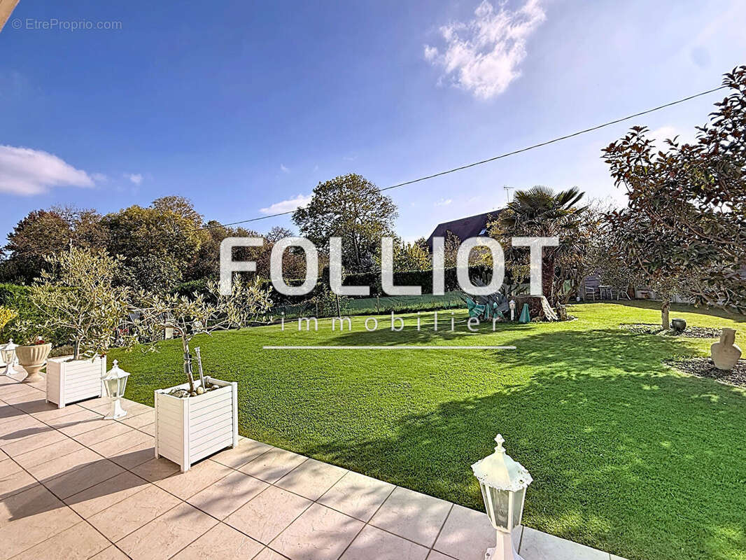 Maison à SAINT-PAIR-SUR-MER