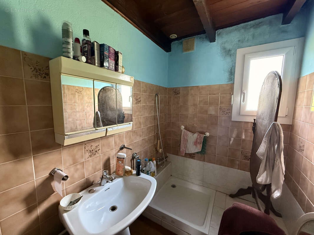 Maison à VERGT-DE-BIRON