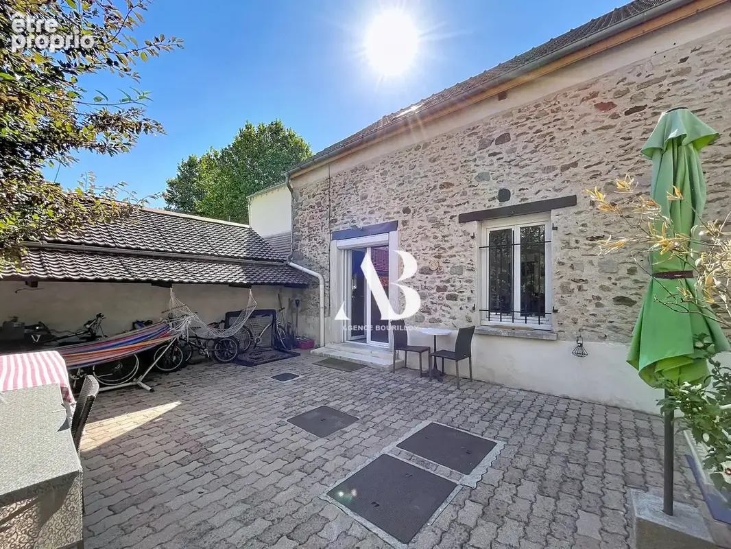 Maison à MORMANT