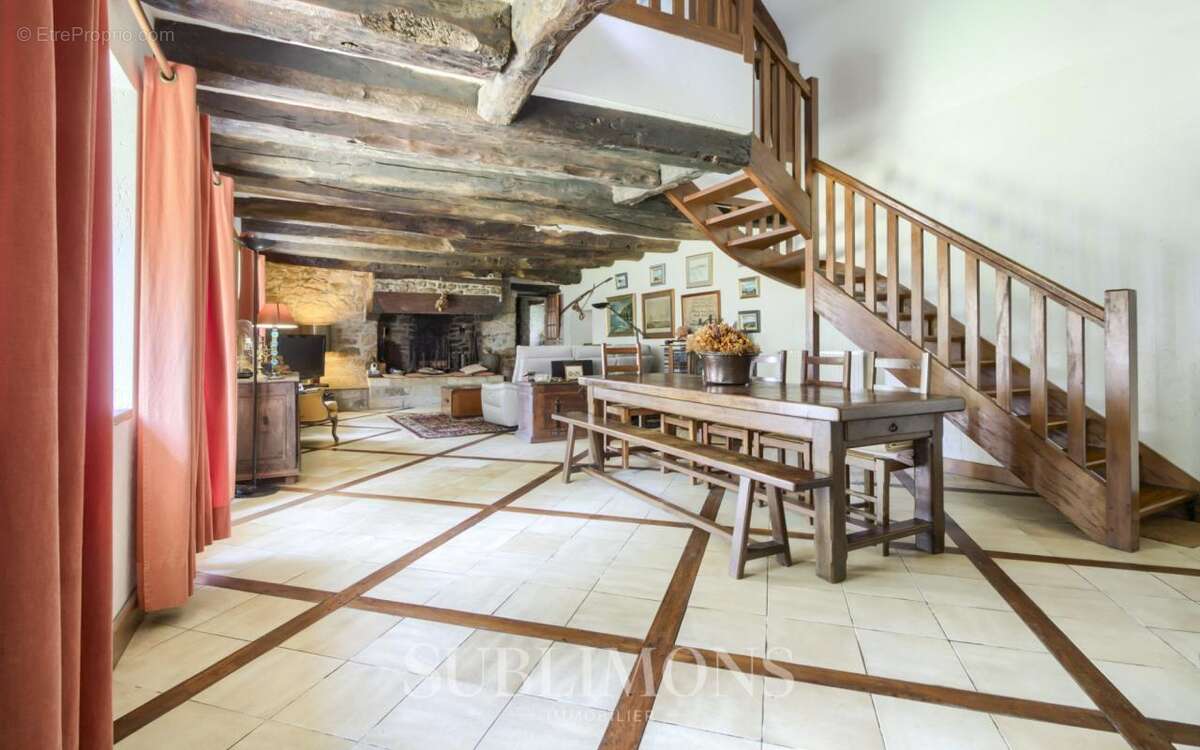 Maison à NOSTANG