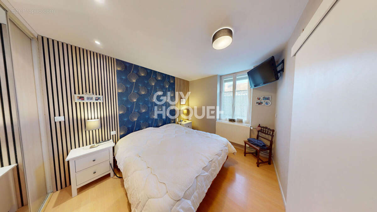 Maison à CHEMILLY-SUR-YONNE