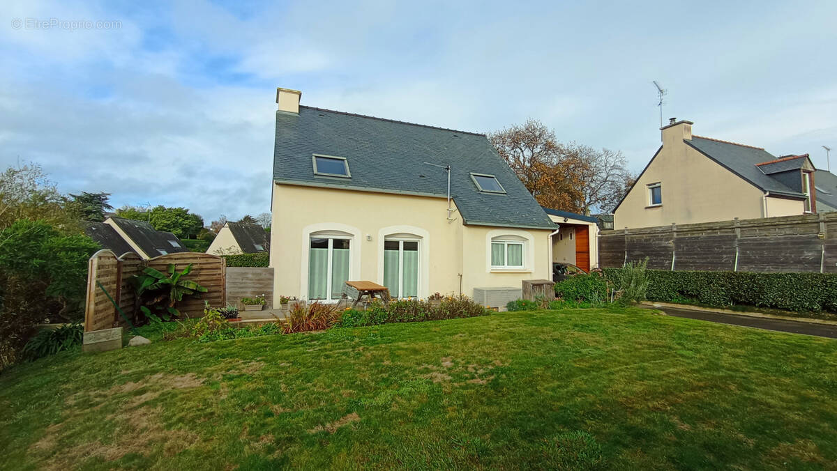 Maison à PLOUBAZLANEC