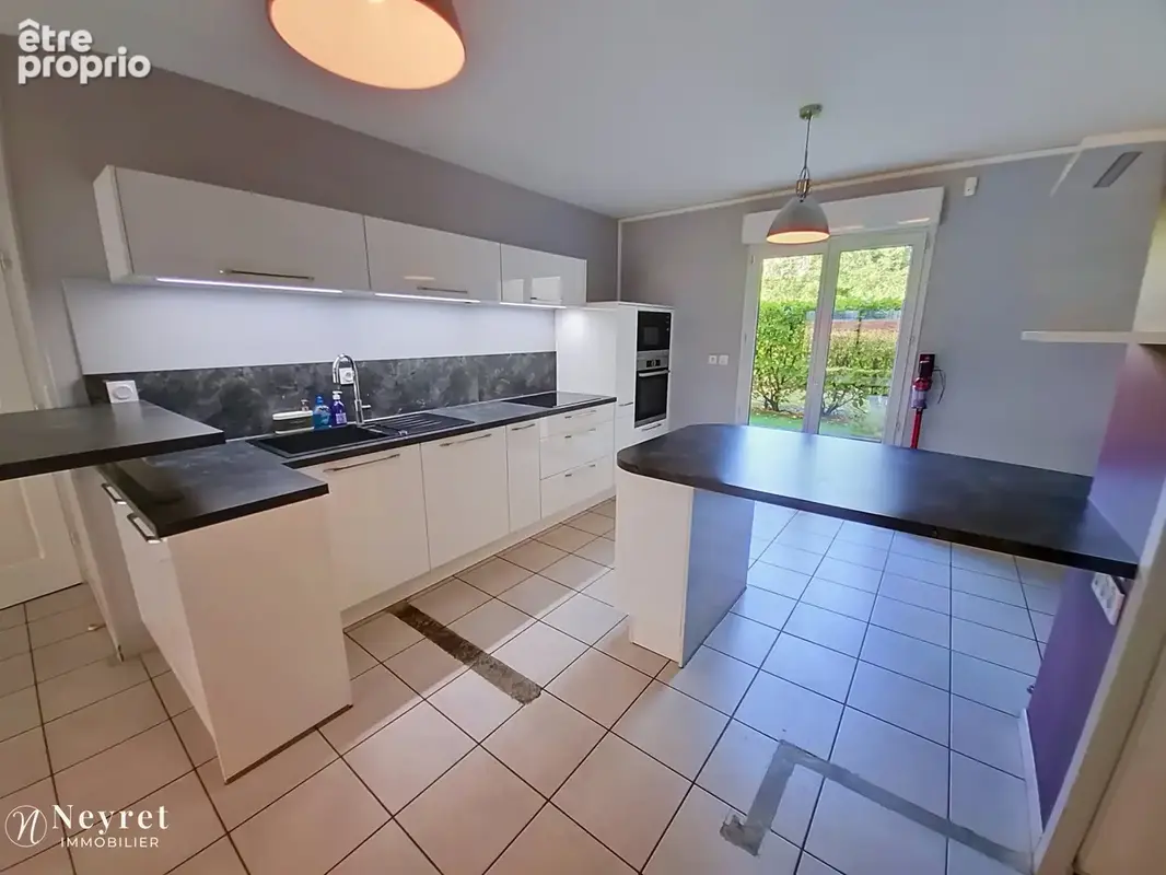 A ne pas rater ! T4 en RDJ de 97,26 m2, 3 chambres / double garages - photo 4