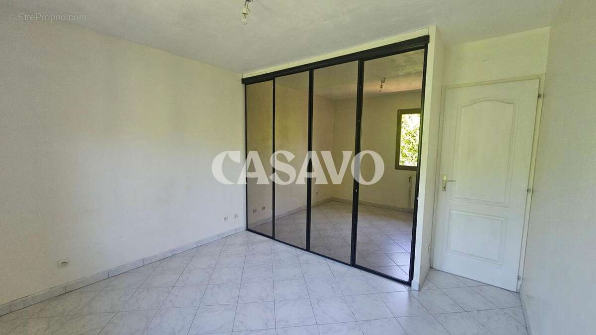 Vente Maison 3 pièces de 94m² - 38540 Grenay - photo 17