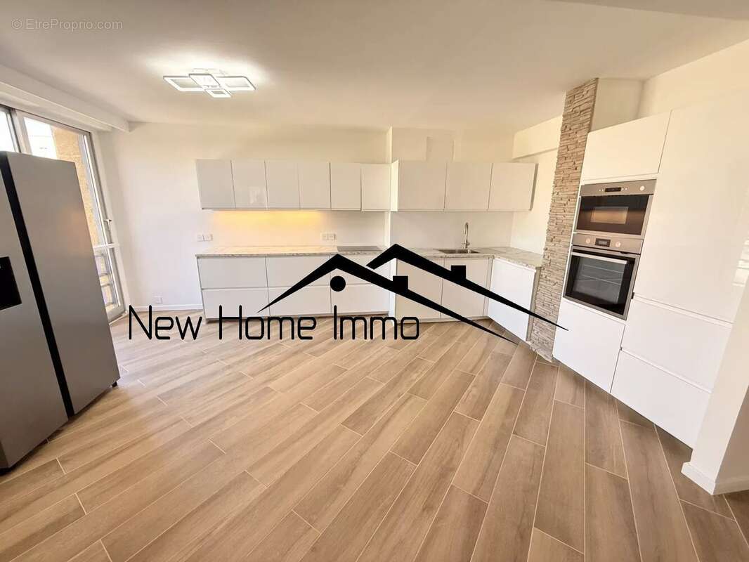 Appartement à MARSEILLE-6E
