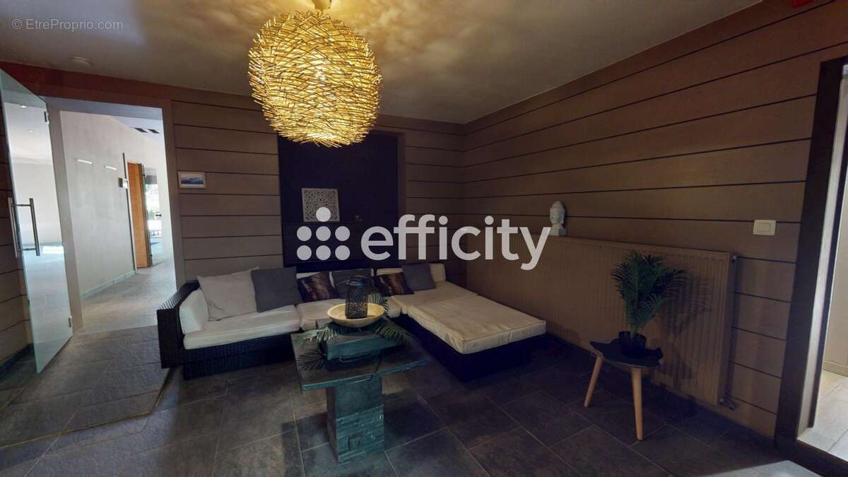 Locaux/Biens immobiliers - photo 7