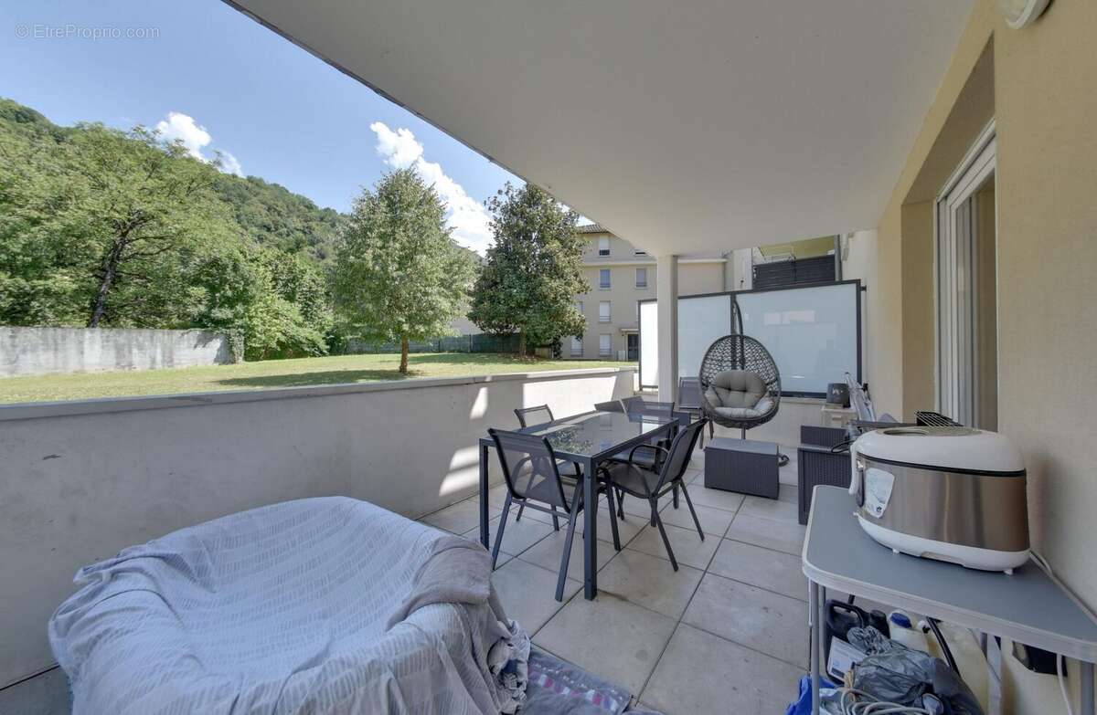 Appartement à TENCIN