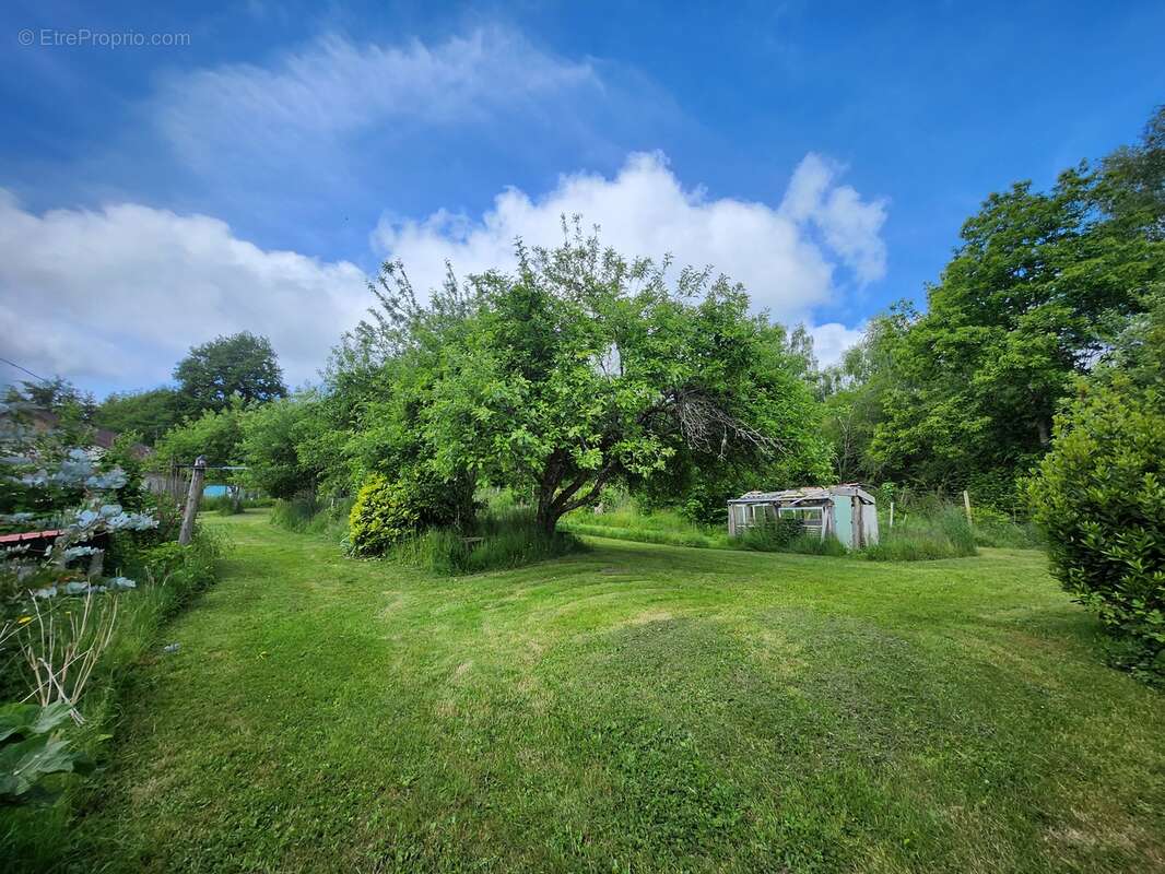 Maison à BUSSIERE-GALANT