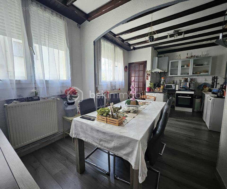 Appartement à SAINT-MARTIN-D'HERES