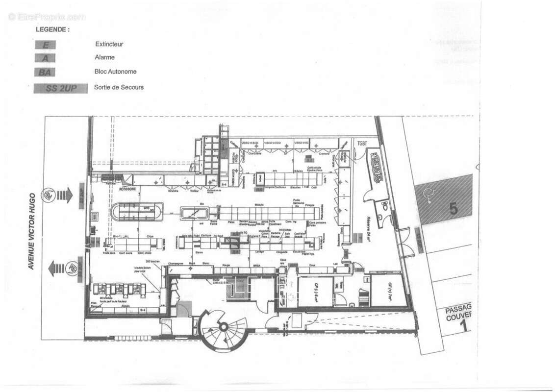 Commerce à SAINT-CYR-SUR-MER