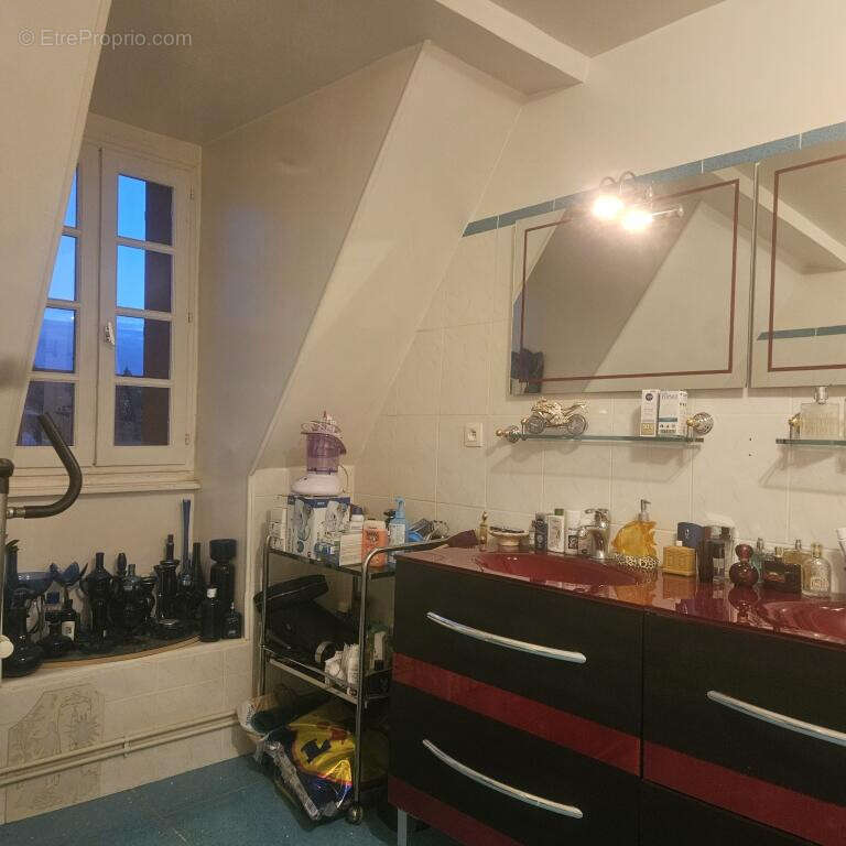 Appartement à MARIOL