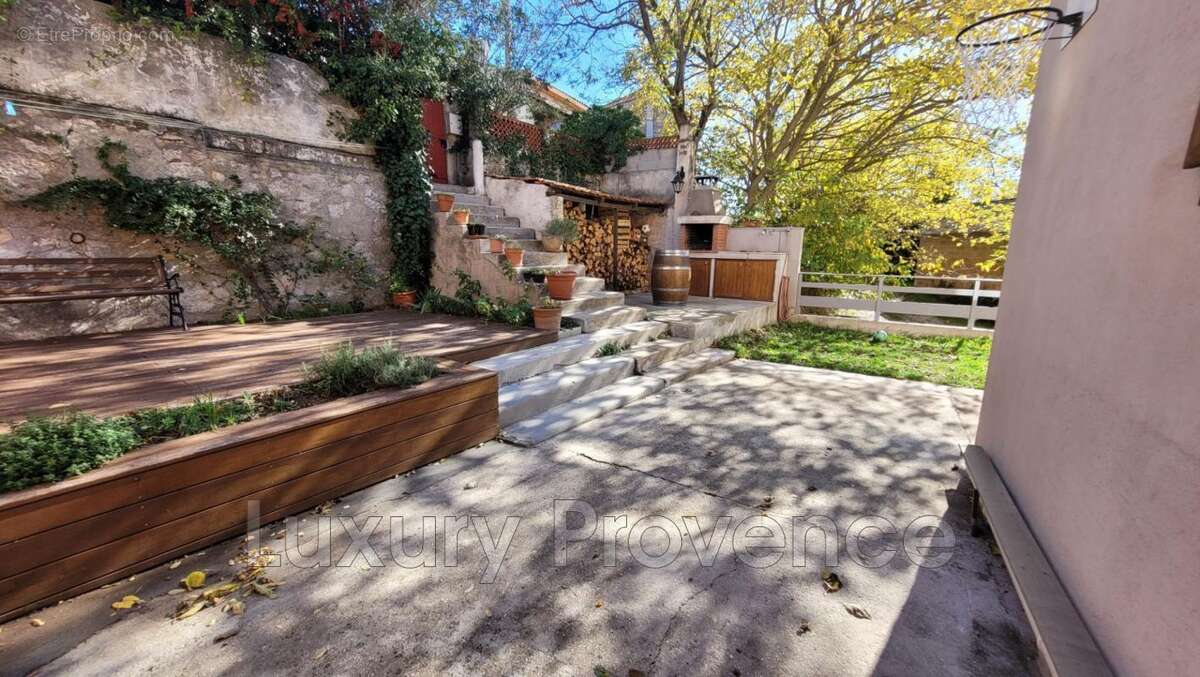 Maison à SAINT-SAVOURNIN