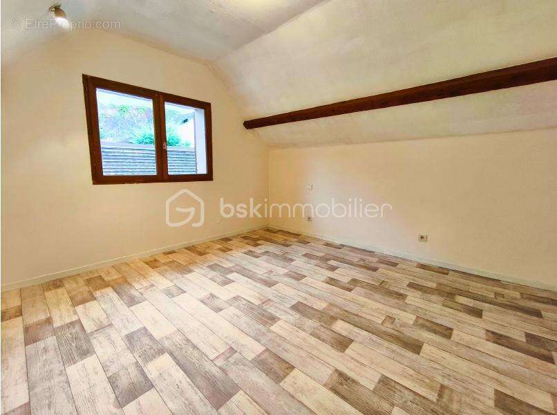 Maison à SAINT-JEOIRE-PRIEURE