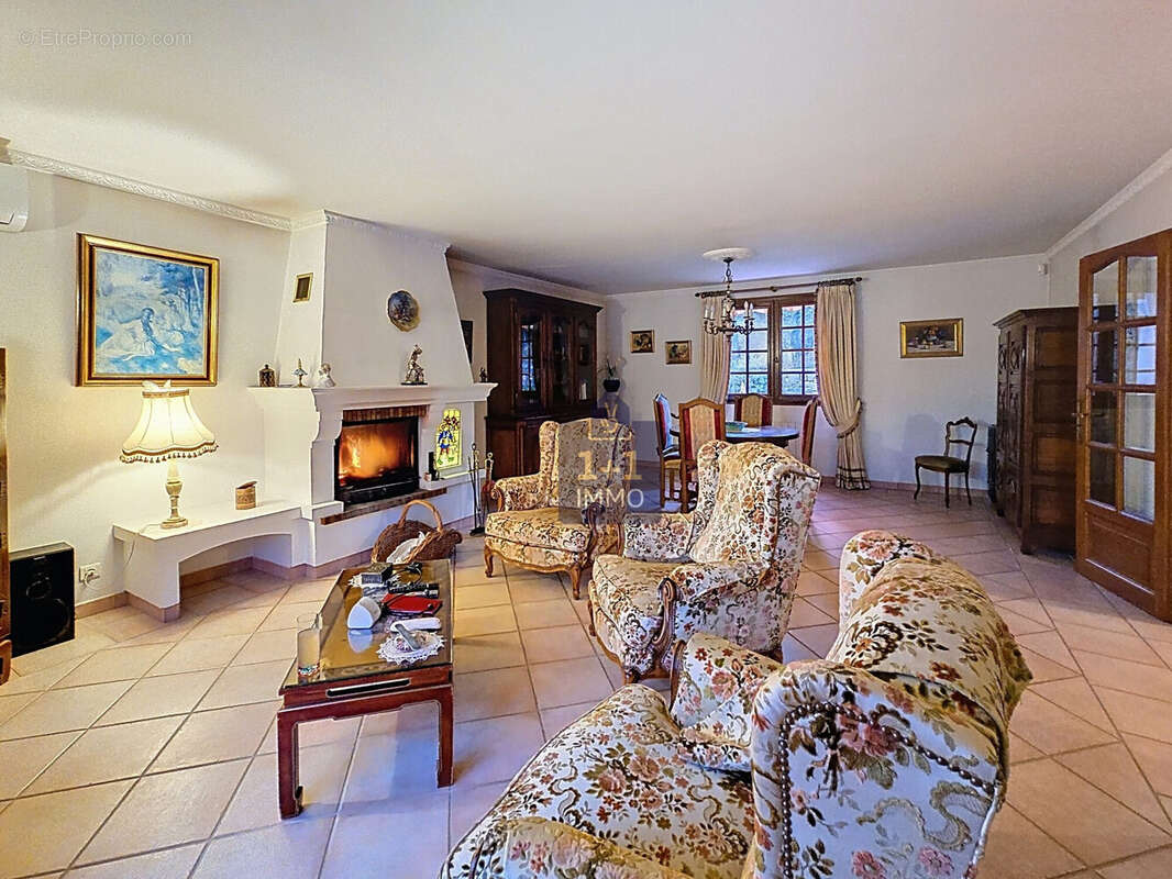 Maison à SEILLANS