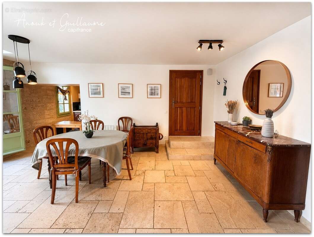 Exclusivité - Appartement T3 rénové de 75m² - PEZENAS (34120) - photo 3