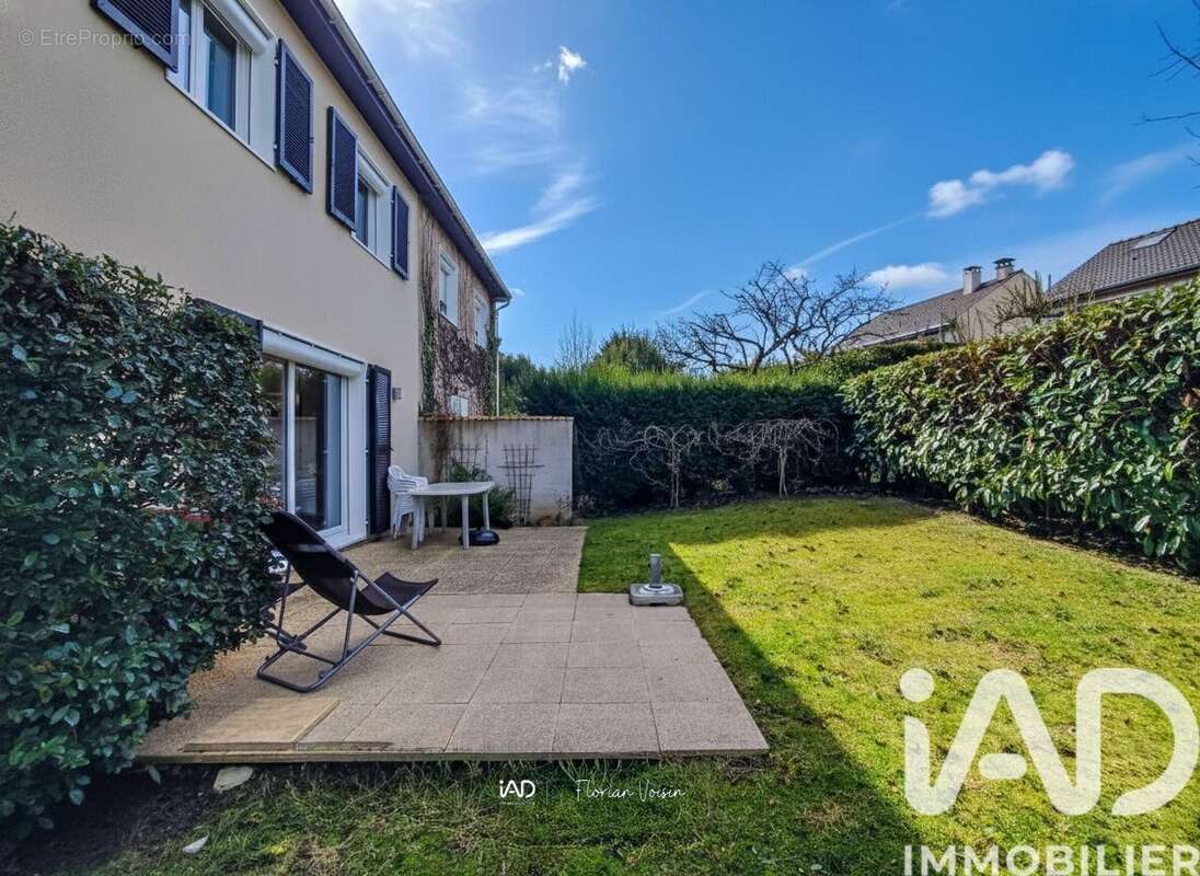 Photo 3 - Maison à EPONE