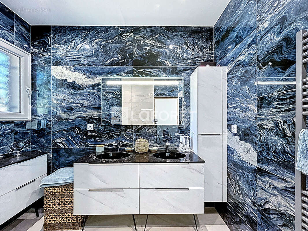 Maison à ROQUEVAIRE