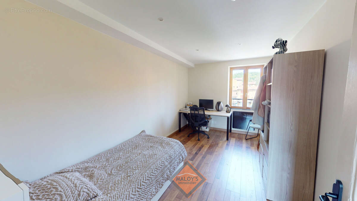 Appartement à CHATILLON