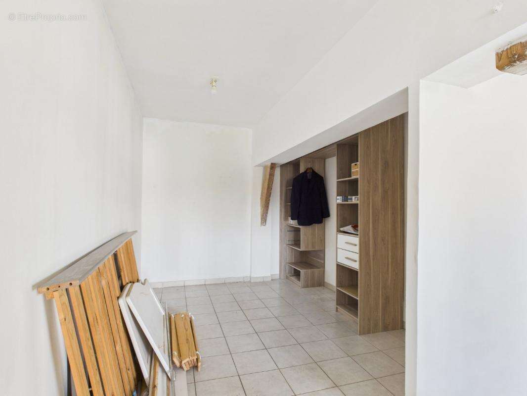 Maison à FONCHES-FONCHETTE