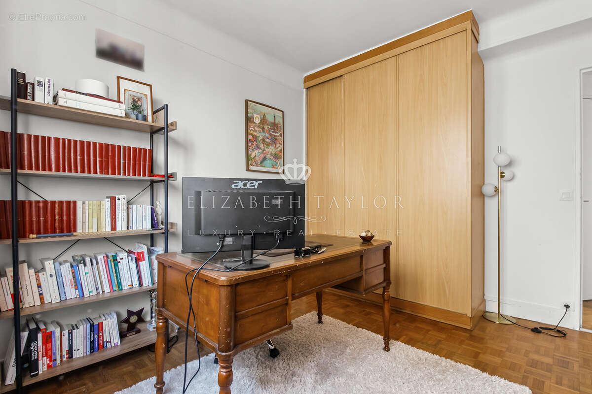 Appartement à LE VESINET