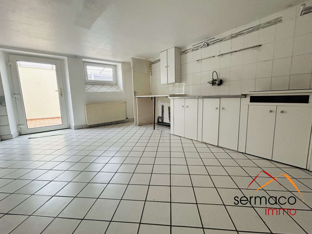 Cuisine d'été - Maison à SARREGUEMINES