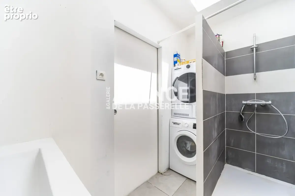 Maison et appartement annexe avec garage à Lille - photo 18