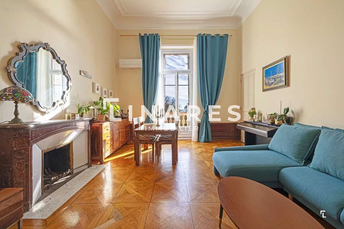 Appartement à SAUSSET-LES-PINS