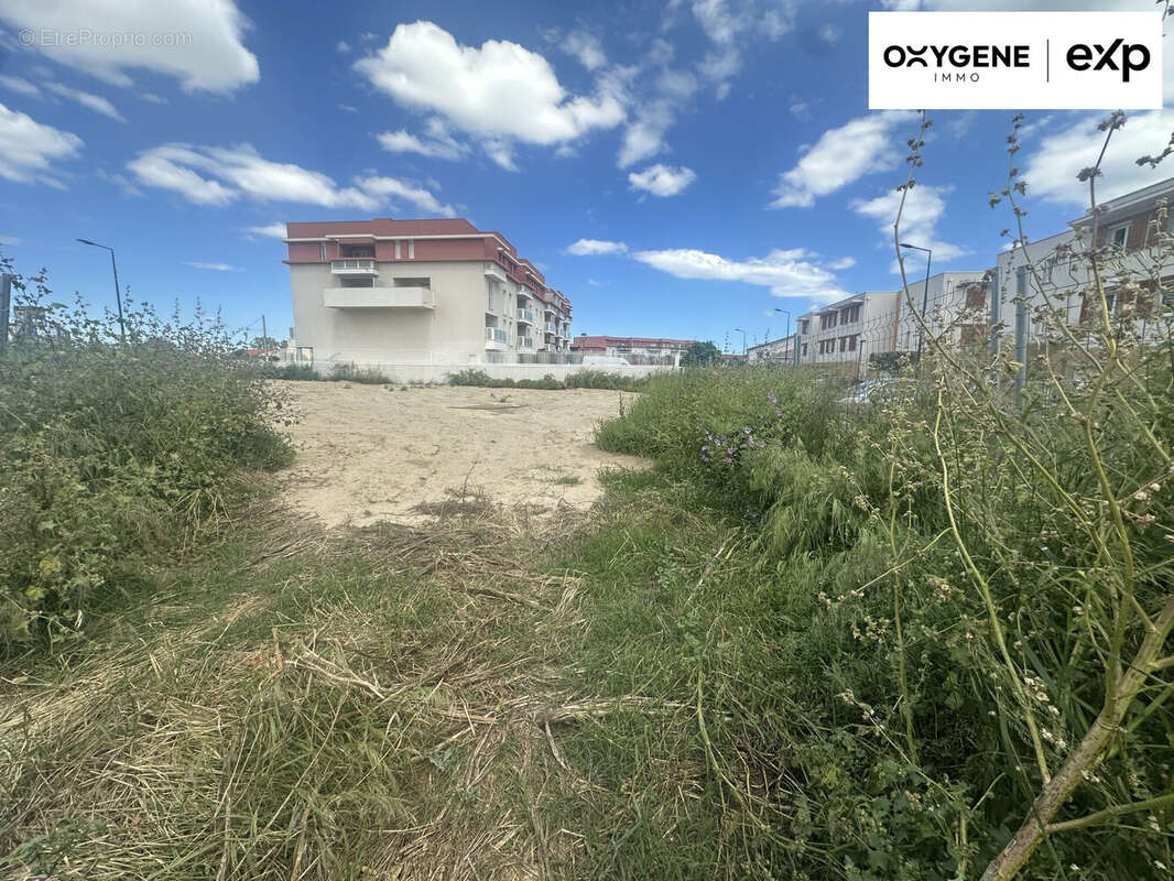 Terrain 800 m² à Bompas  - photo 4