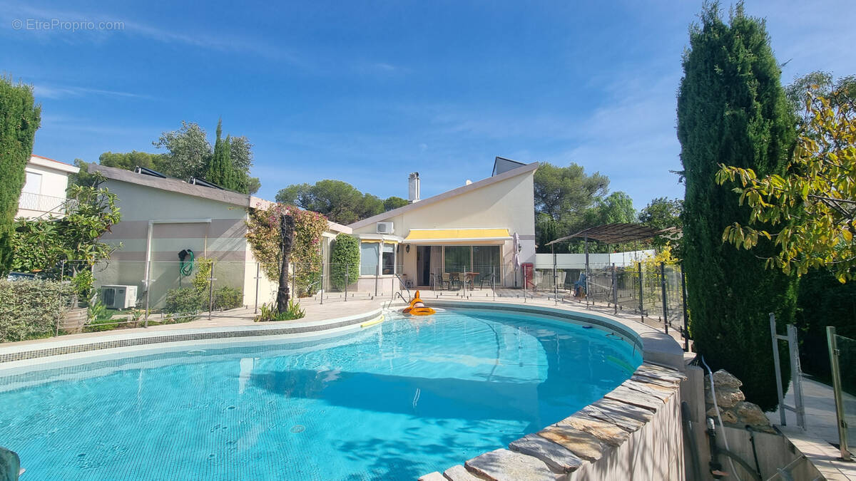 Maison à SAINT-RAPHAEL