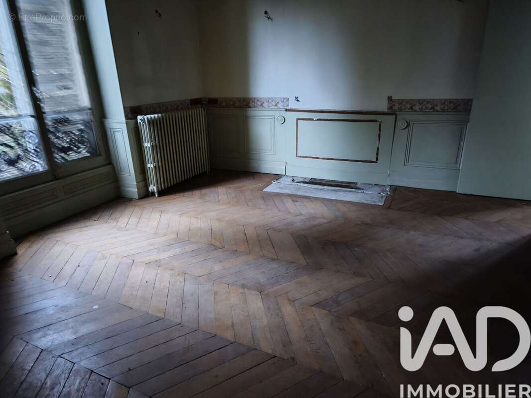 Photo 4 - Maison à SAINT-JEAN-DE-BRAYE