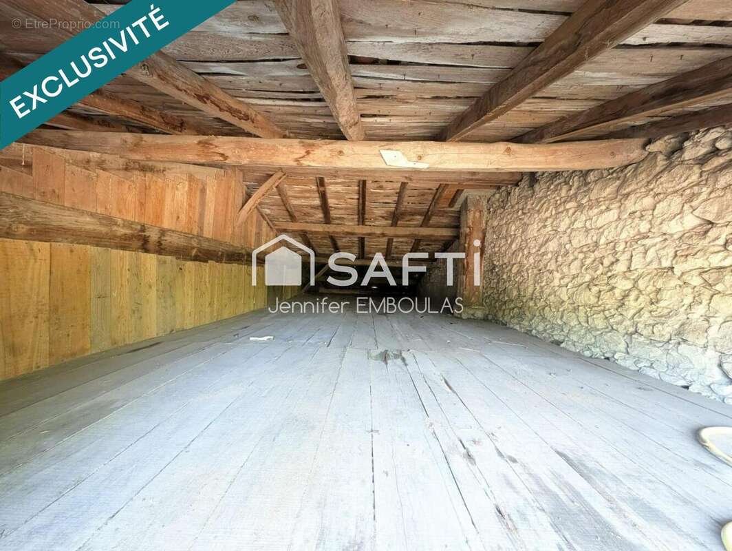 Photo 4 - Maison à SAINT-MORILLON