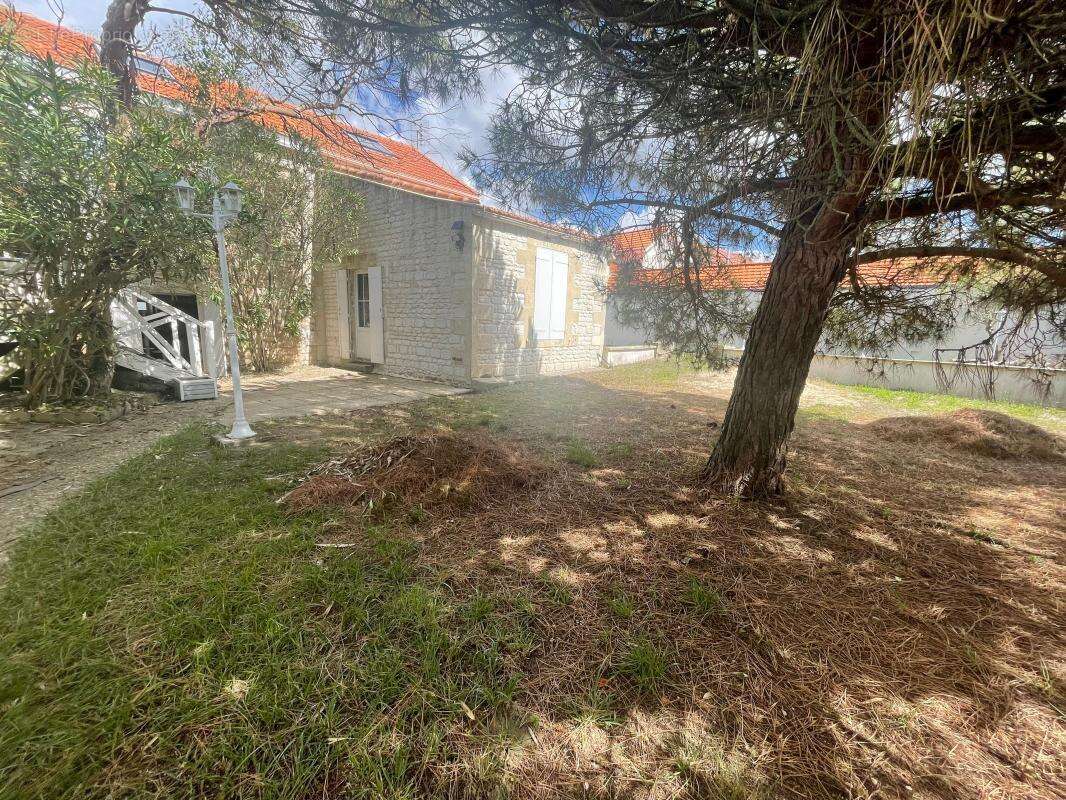 Maison à PORT-DES-BARQUES