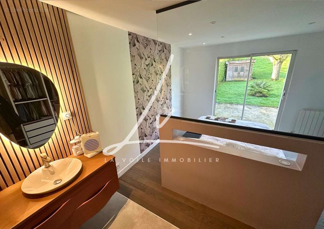 Maison à HEROUVILLE-SAINT-CLAIR