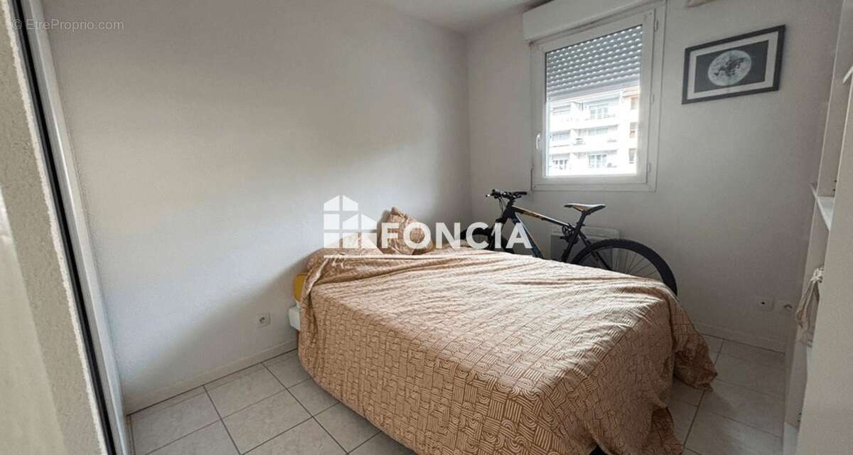 Appartement à BILLERE