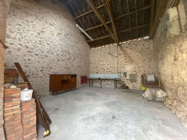 Maison à MONTSAUCHE-LES-SETTONS