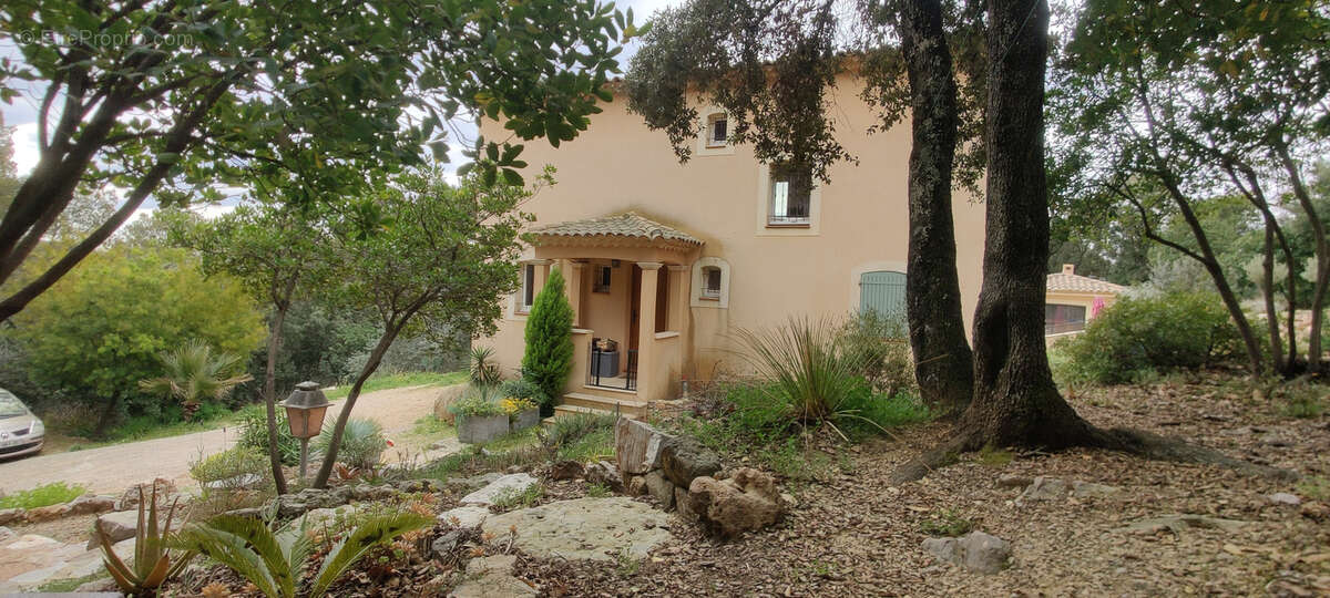 Maison à DRAGUIGNAN