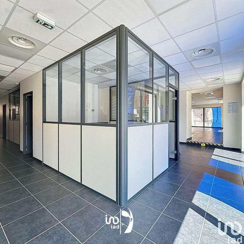 Photo 2 - Commerce à ROUEN