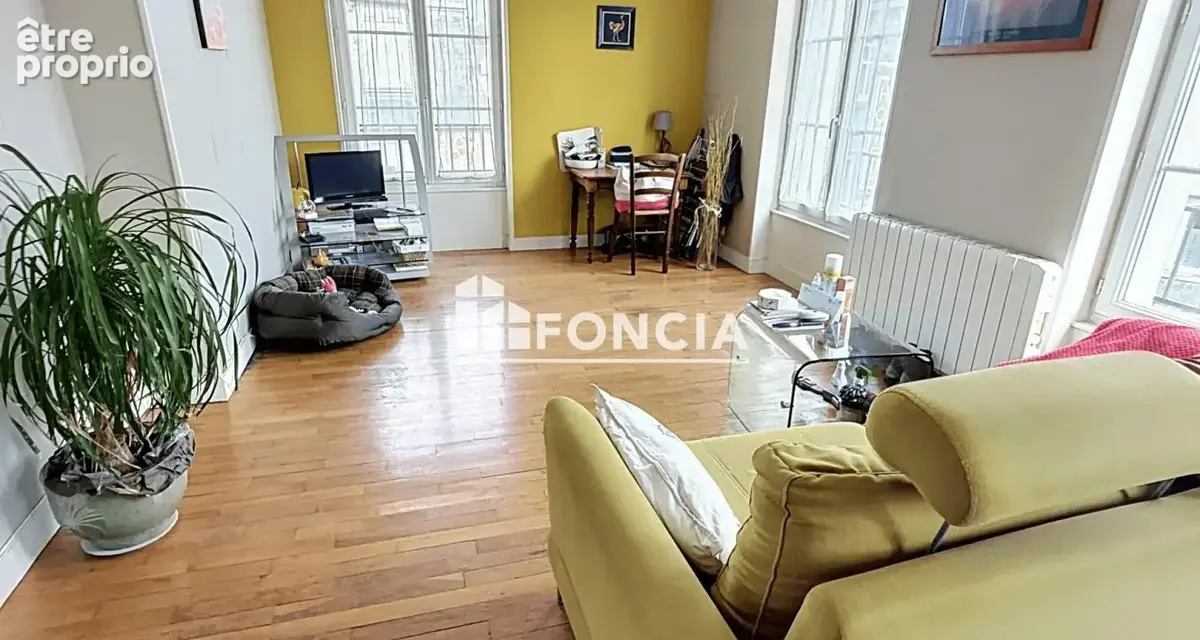 Appartement à FLERS