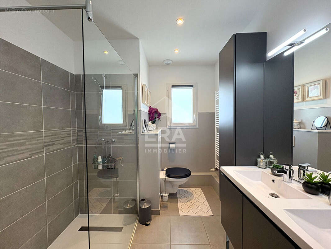 Belle maison recente, 3 chambres avec garage et jardin - photo 8