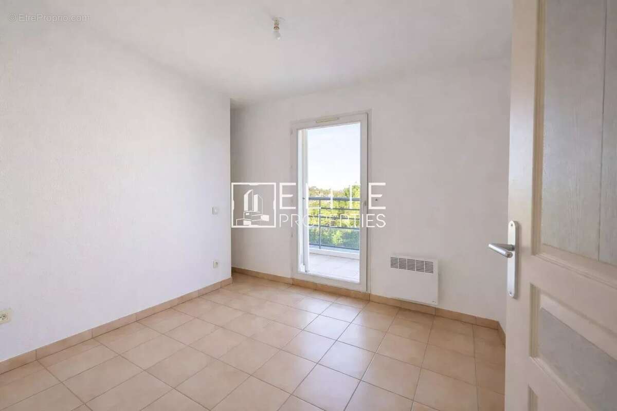 Appartement à PEYMEINADE