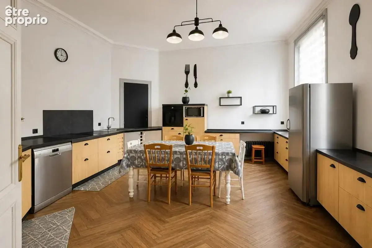 Maison de maître de 11 pièces de 350 m² à Fourmies - photo 13