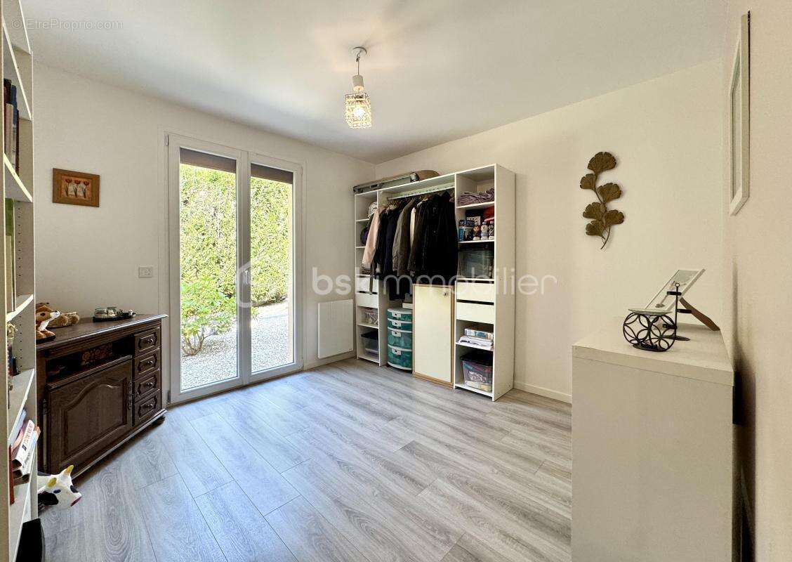 Maison à CHAUCONIN-NEUFMONTIERS