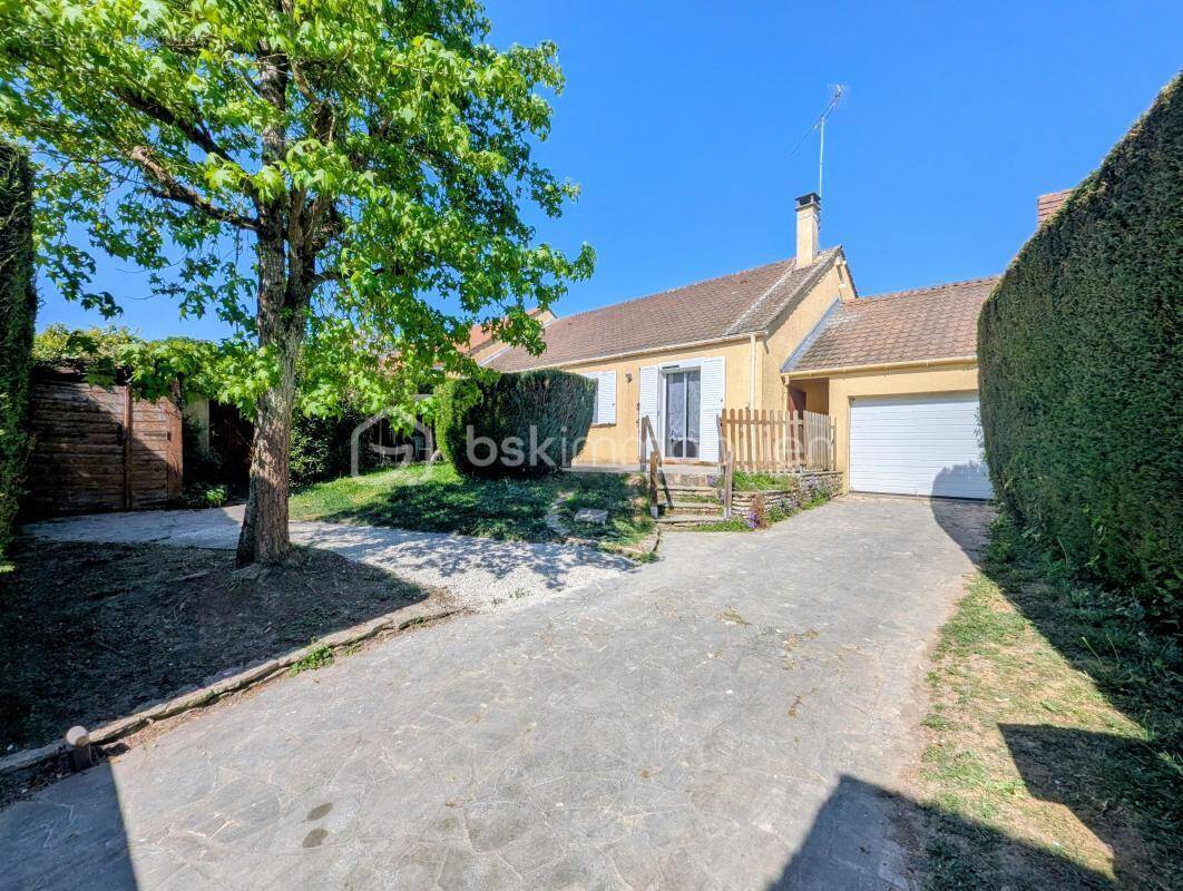 Maison à TOURNAN-EN-BRIE